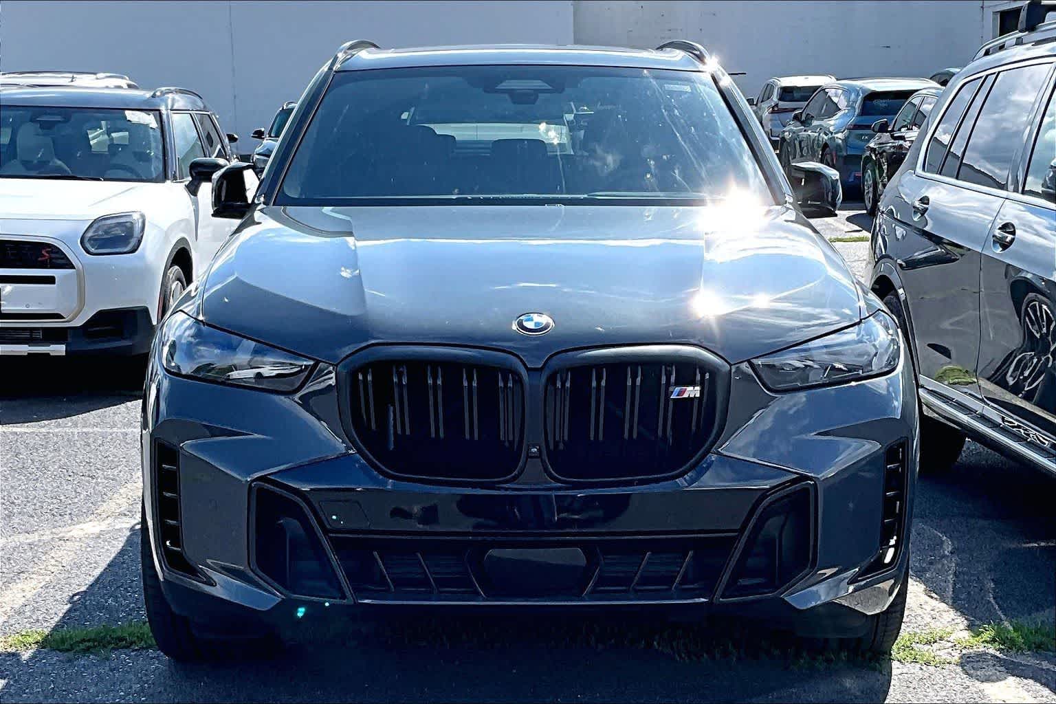 2025 BMW X5 M60i