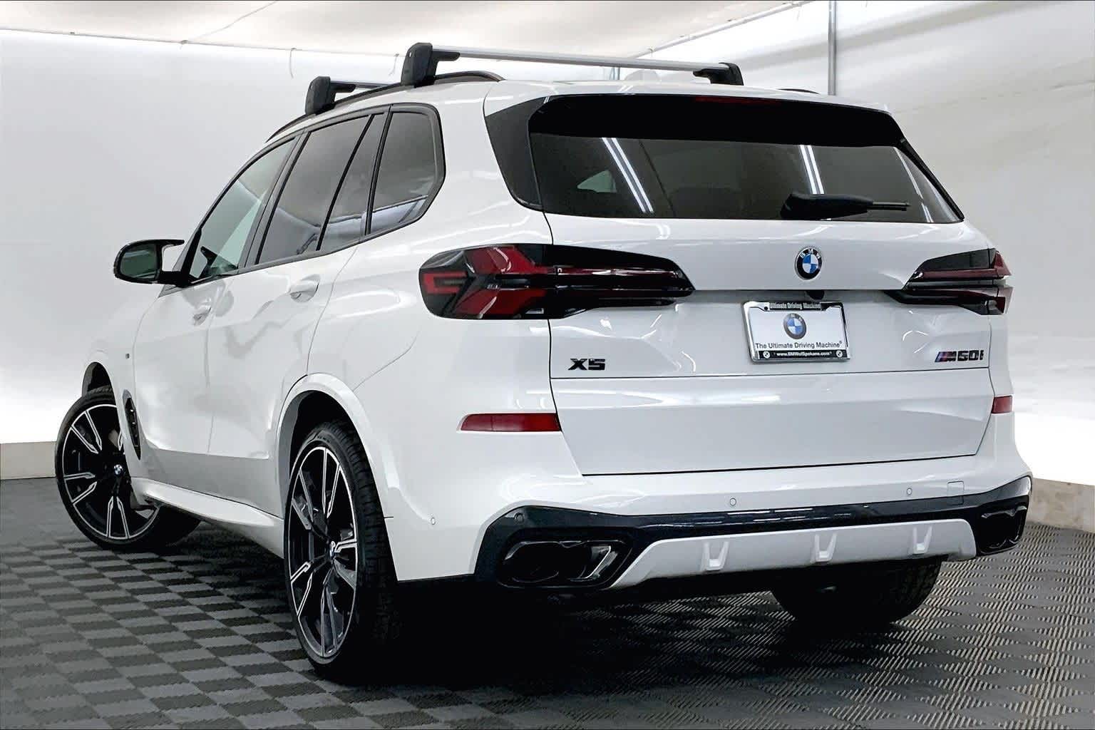 2026 BMW X5 M60i