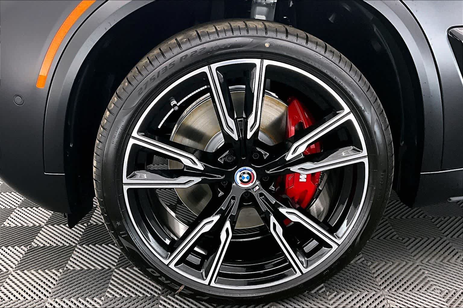 2026 BMW X5 M60i