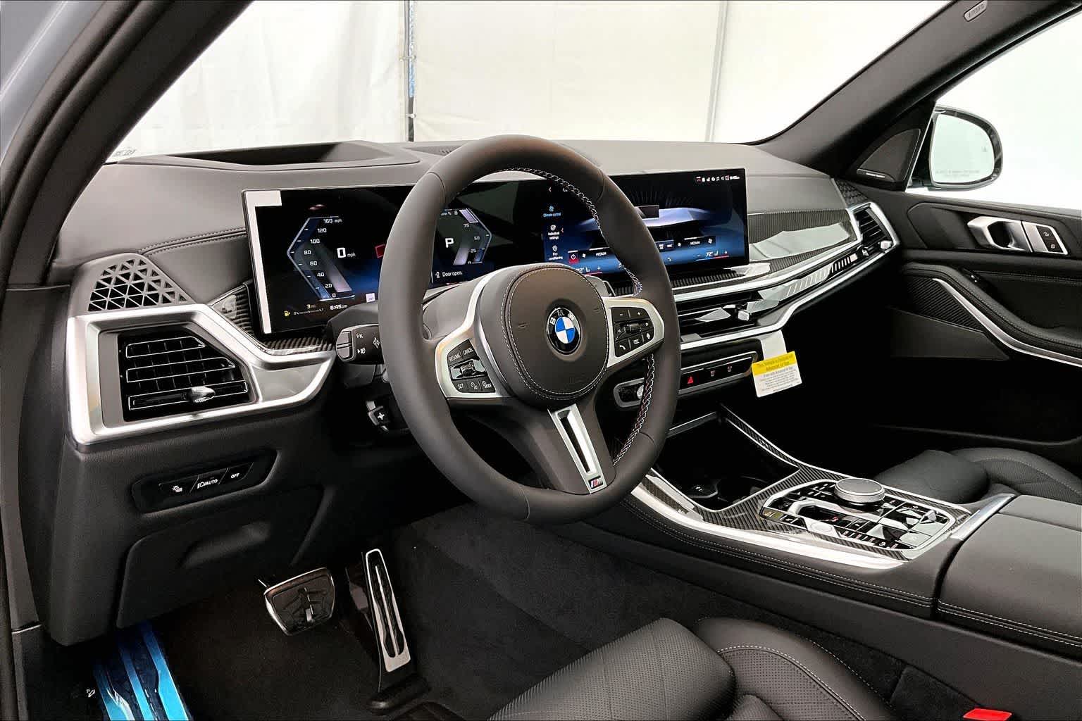 2026 BMW X5 M60i