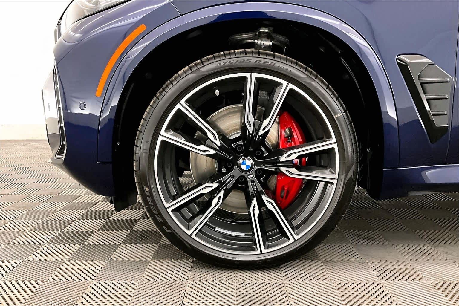 2026 BMW X5 M60i M60i