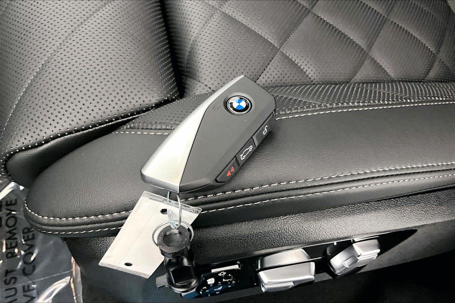 2027 BMW X6 xDrive40i