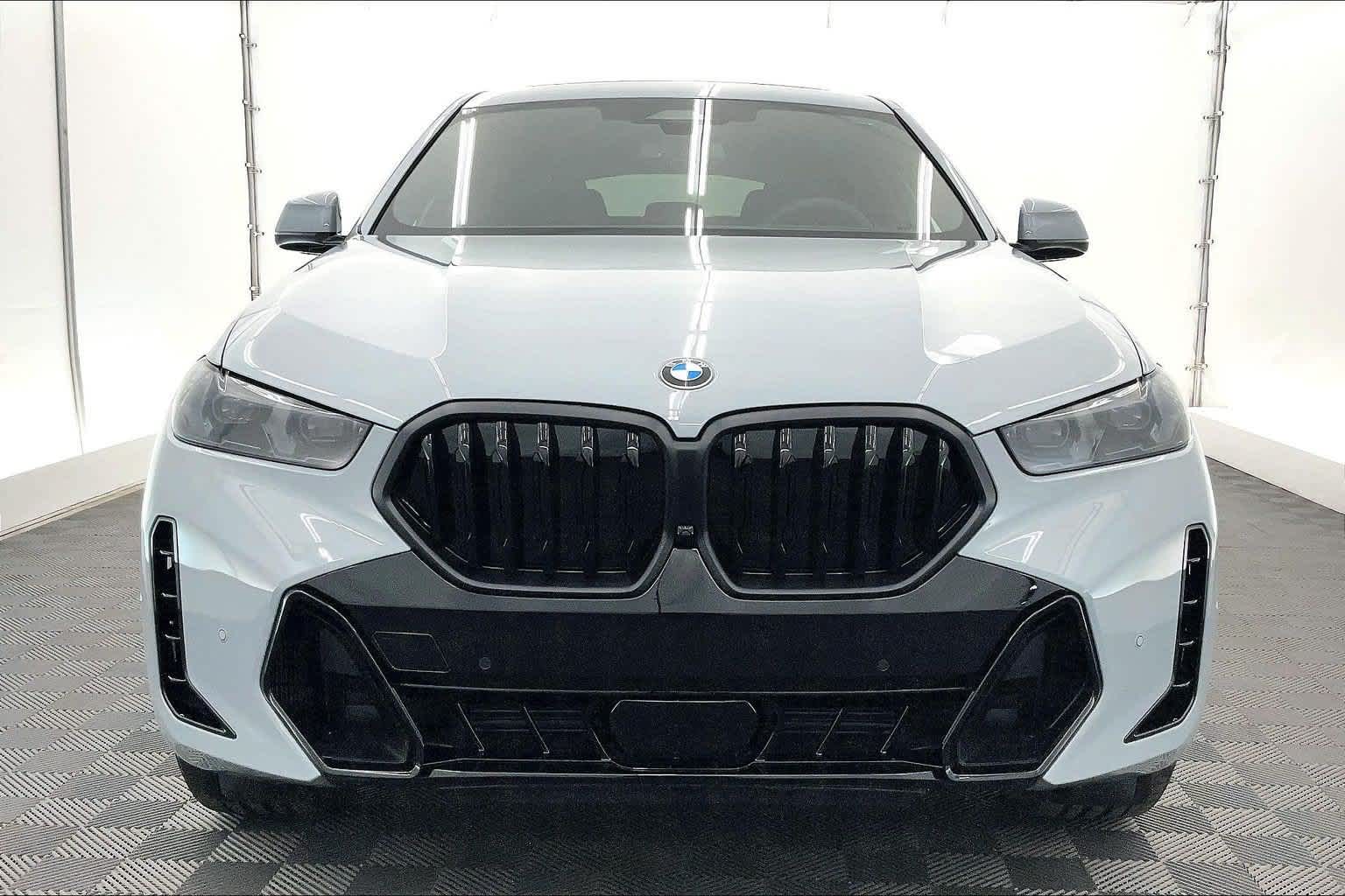 2027 BMW X6 xDrive40i
