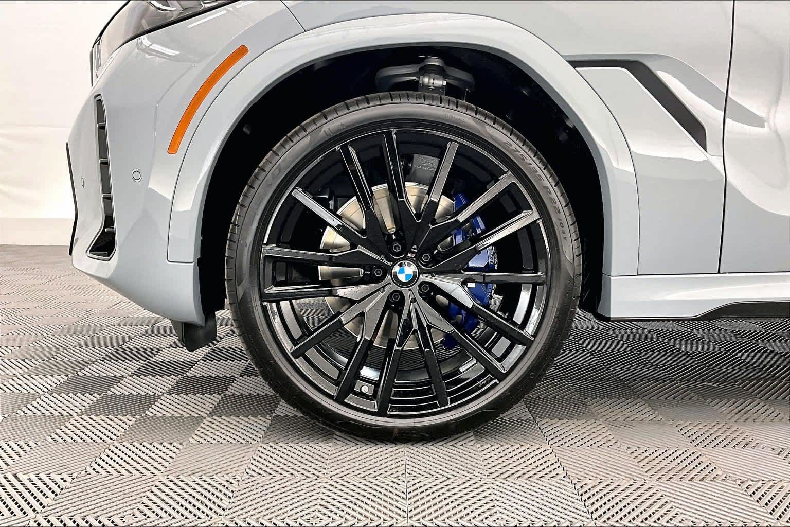 2027 BMW X6 xDrive40i
