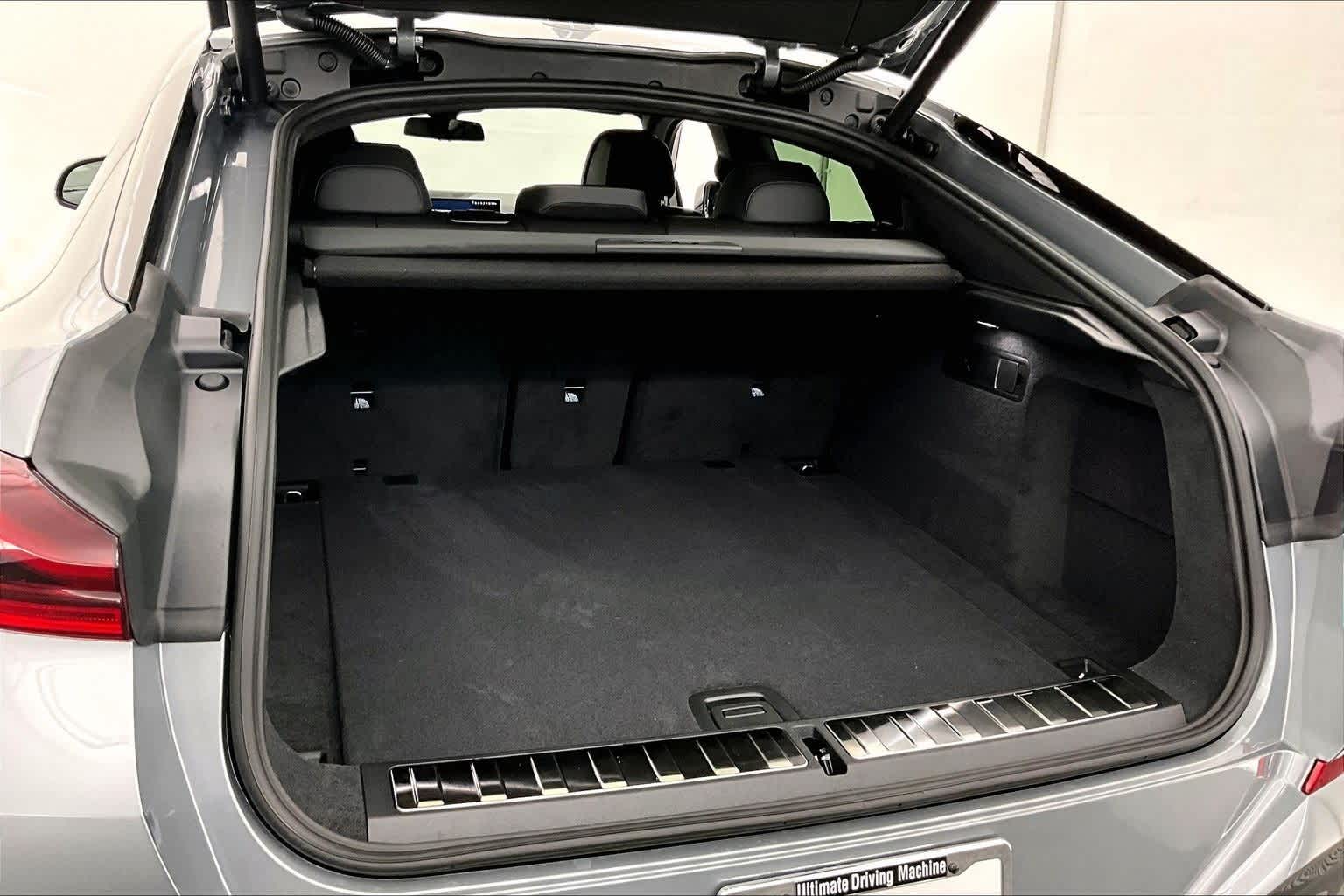 2026 BMW X6 xDrive40i xDrive40i