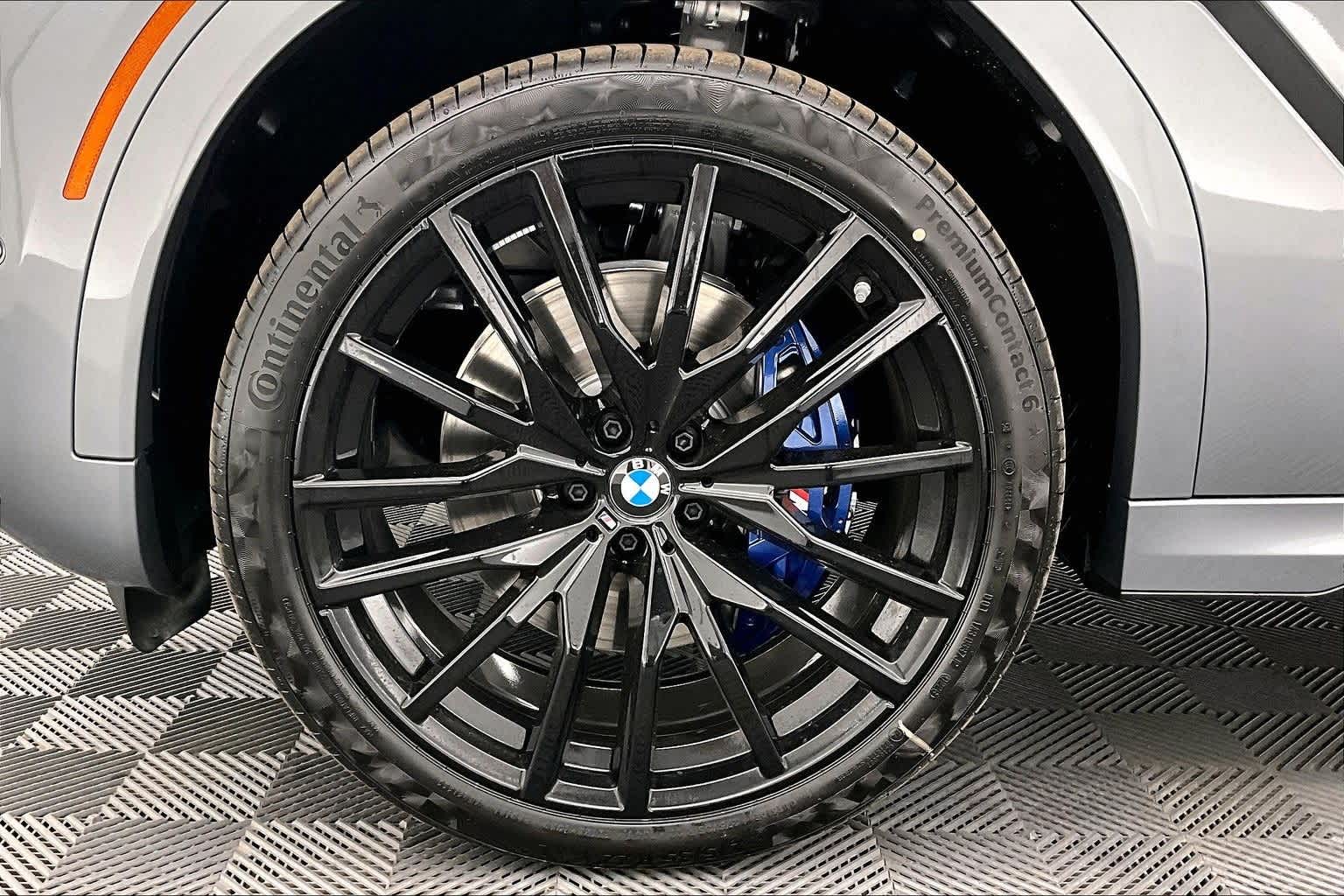 2026 BMW X6 xDrive40i xDrive40i