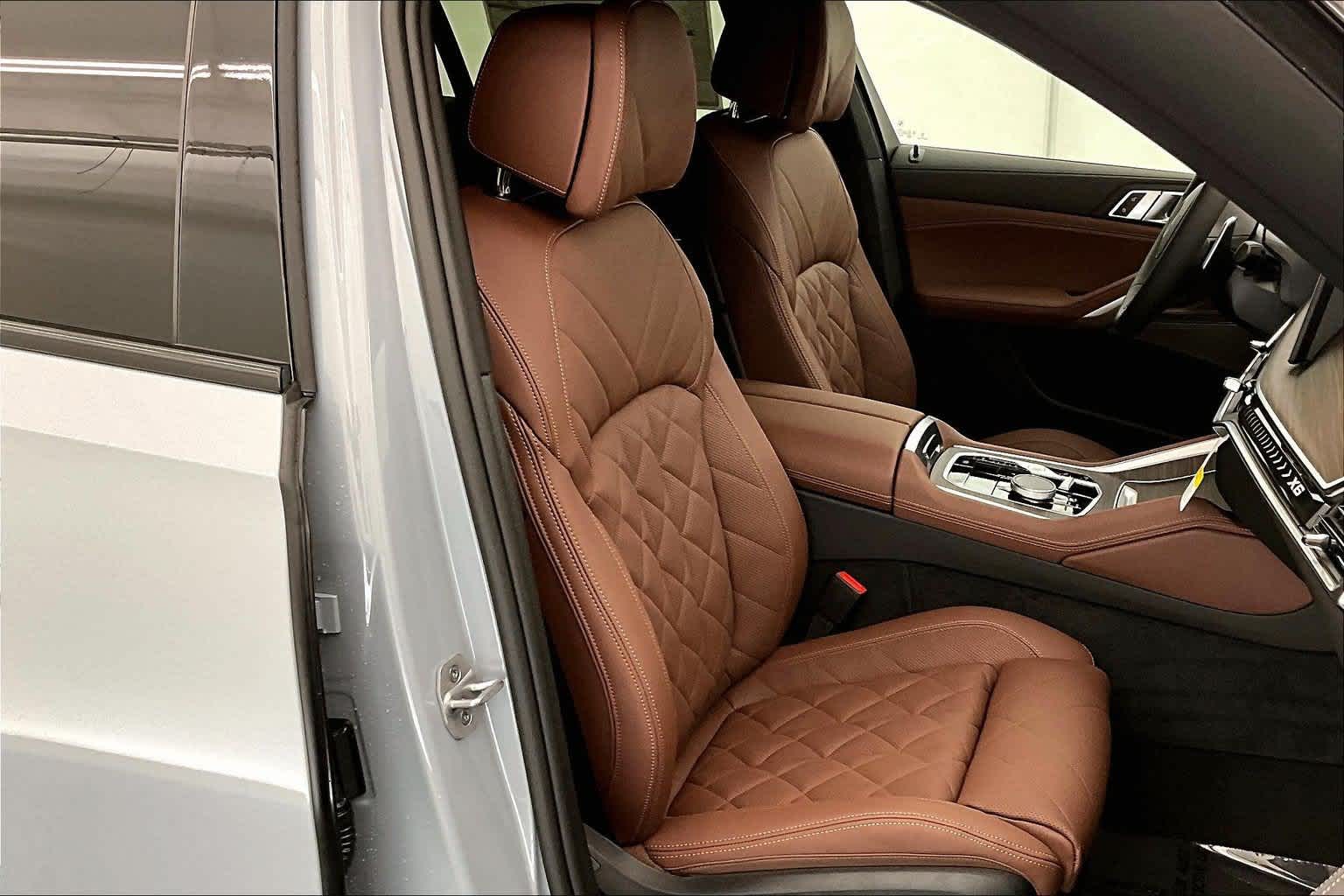 2027 BMW X6 xDrive40i