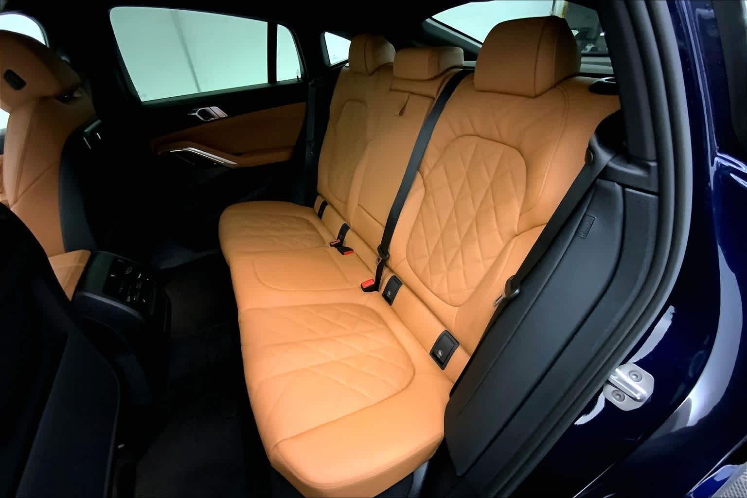 2026 BMW X6 xDrive40i