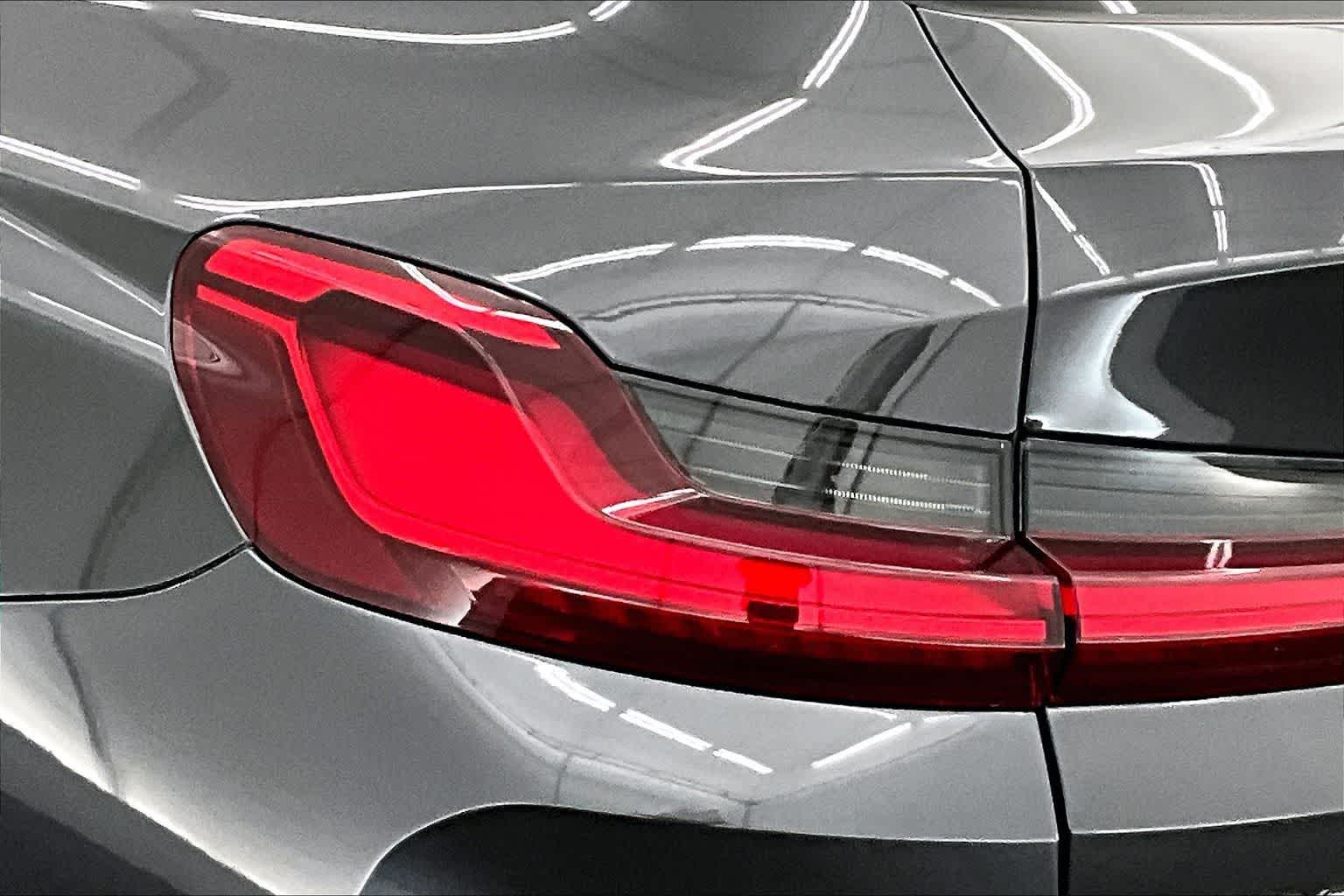 2023 BMW X4 M40i