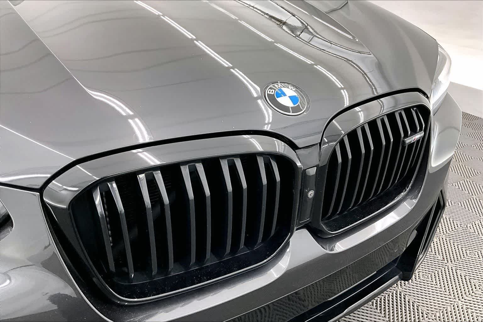 2023 BMW X4 M40i