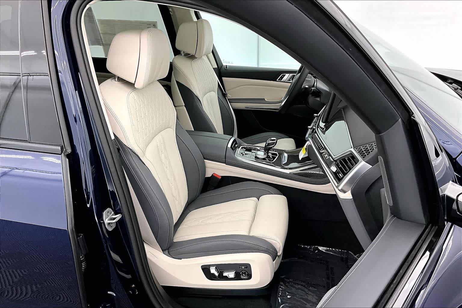 2026 BMW ALPINA XB7 ALPINA XB7