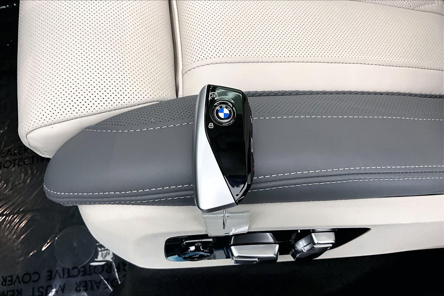 2026 BMW ALPINA XB7 ALPINA XB7