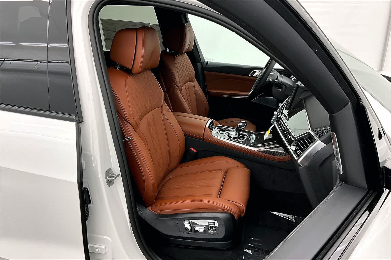 2026 BMW ALPINA XB7 ALPINA XB7