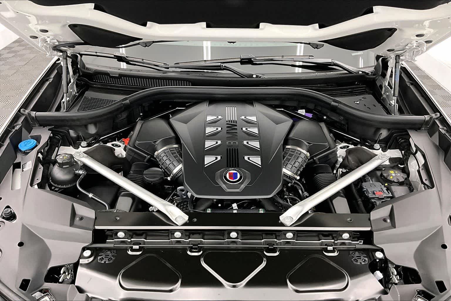 2026 BMW ALPINA XB7 ALPINA XB7