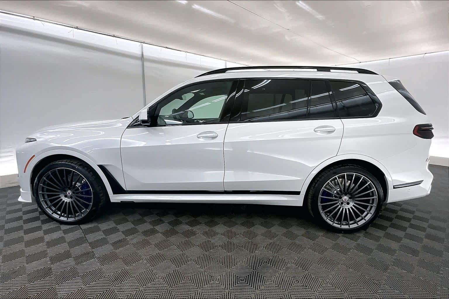 2026 BMW X7 ALPINA XB7