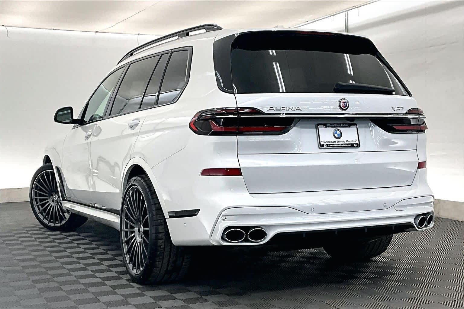 2026 BMW X7 ALPINA XB7