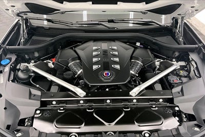 2026 BMW X7 ALPINA XB7