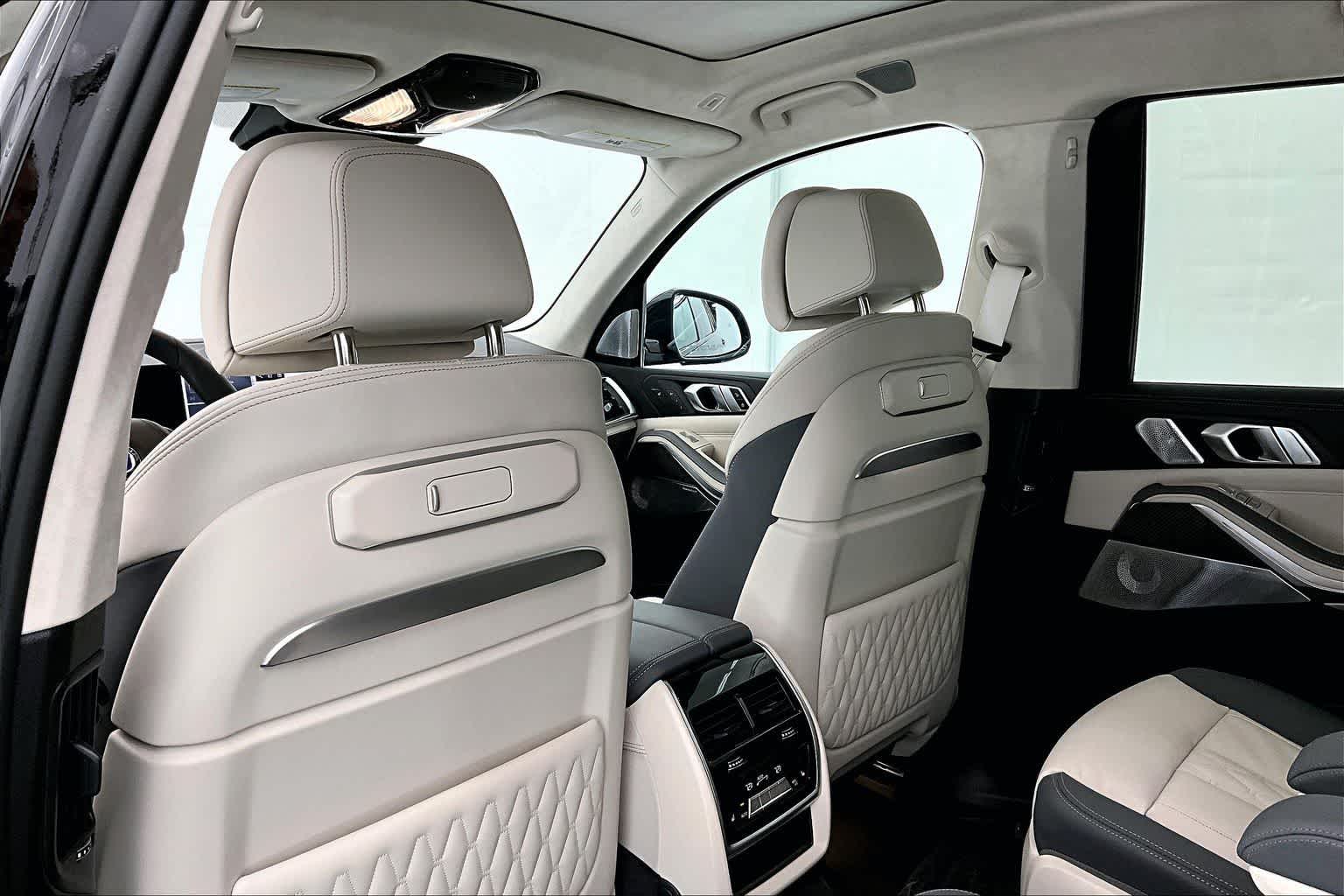 2026 BMW ALPINA XB7 ALPINA XB7