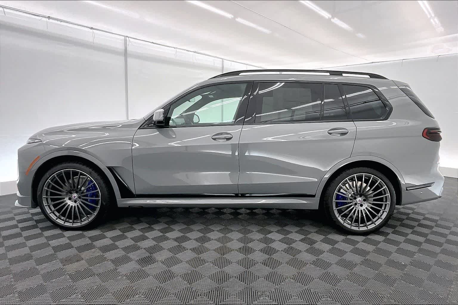 2026 BMW ALPINA XB7 ALPINA XB7