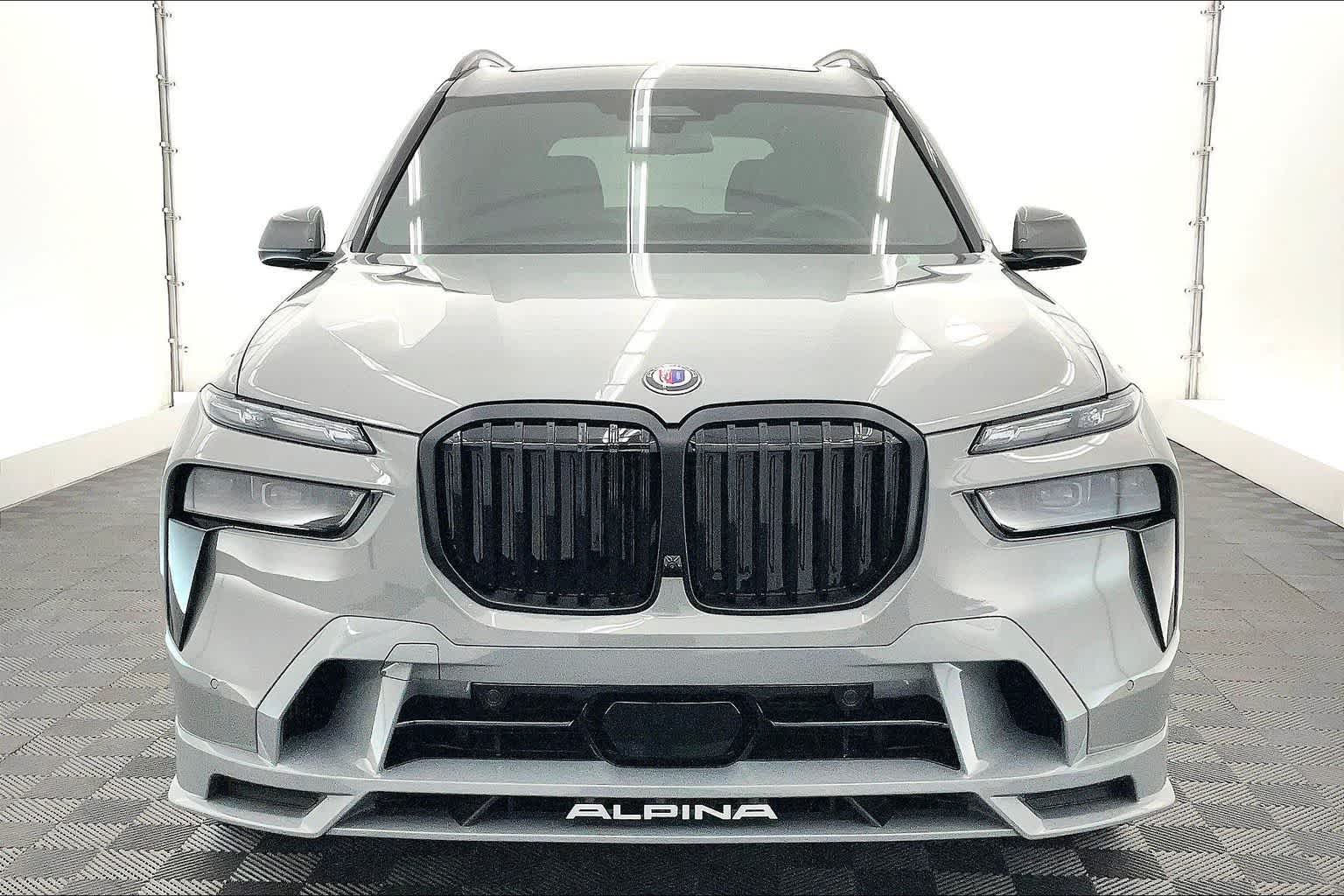 2026 BMW ALPINA XB7 ALPINA XB7