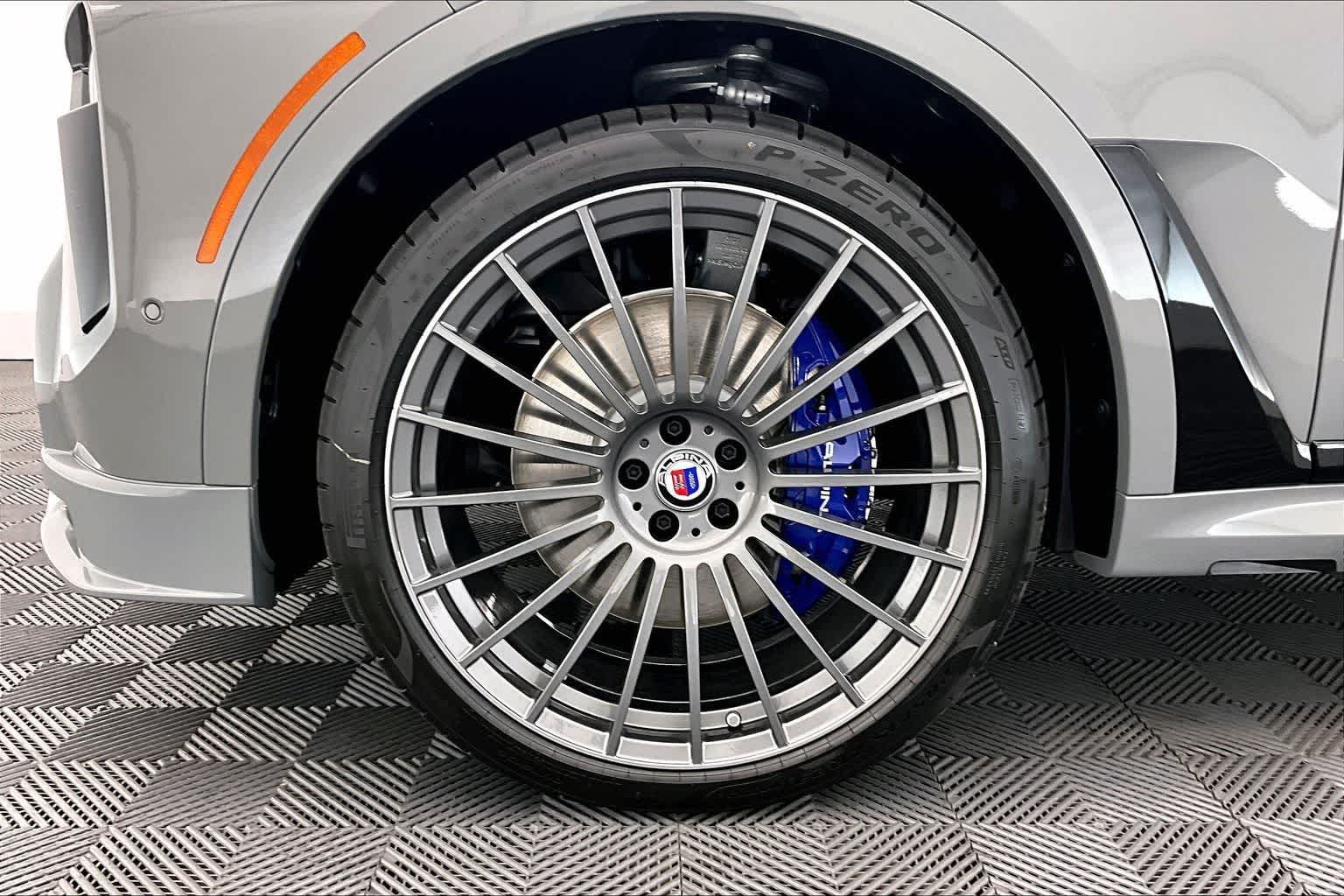 2026 BMW ALPINA XB7 ALPINA XB7