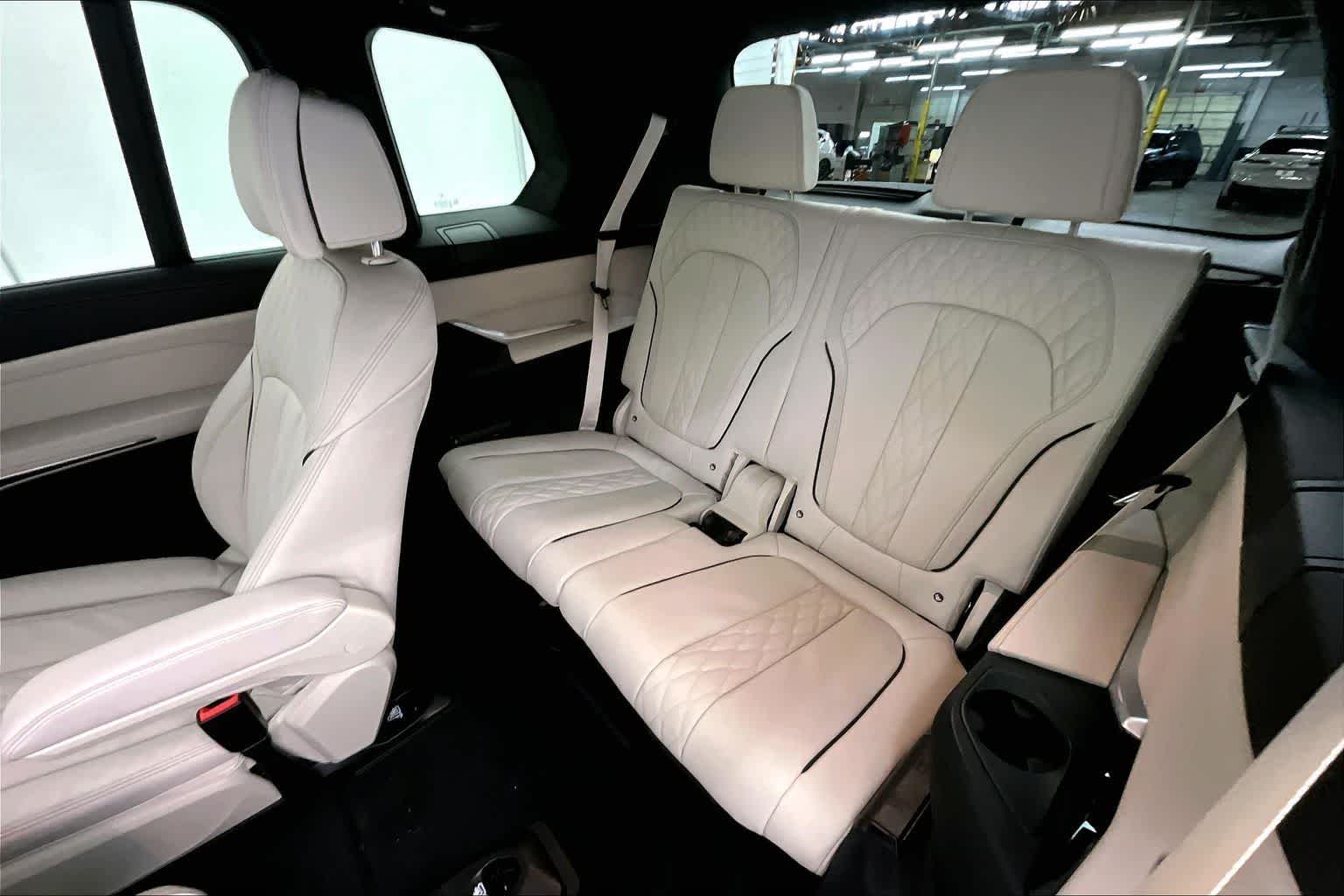 2026 BMW ALPINA XB7 ALPINA XB7