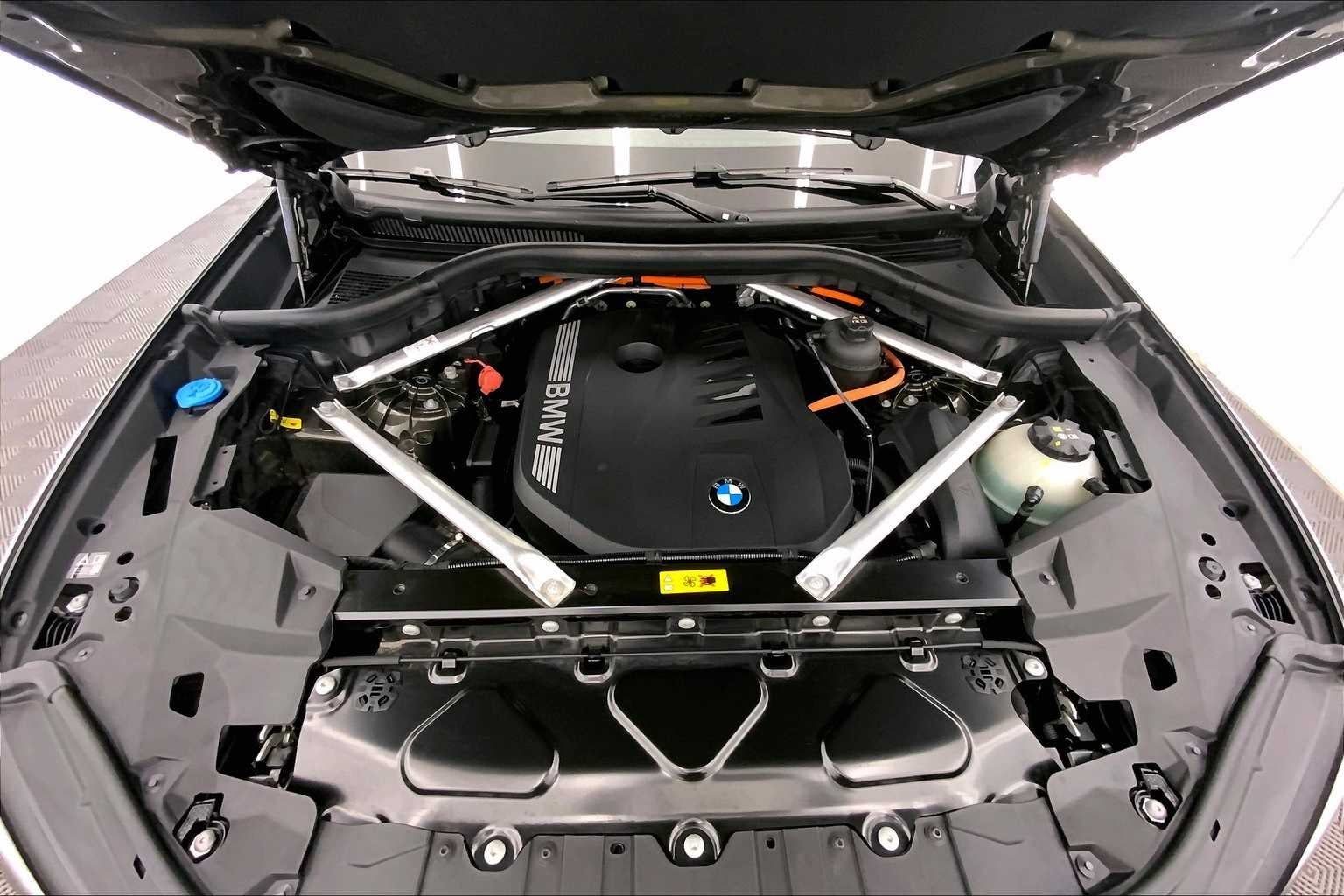 2024 BMW X5 xDrive50e