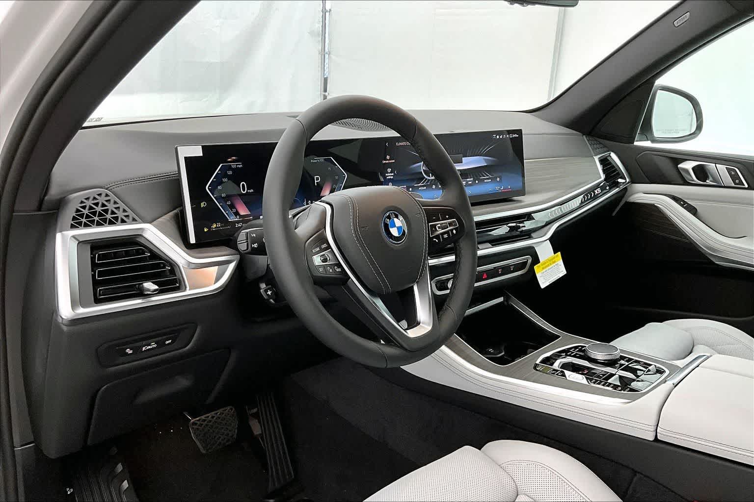 2026 BMW X5 xDrive50e