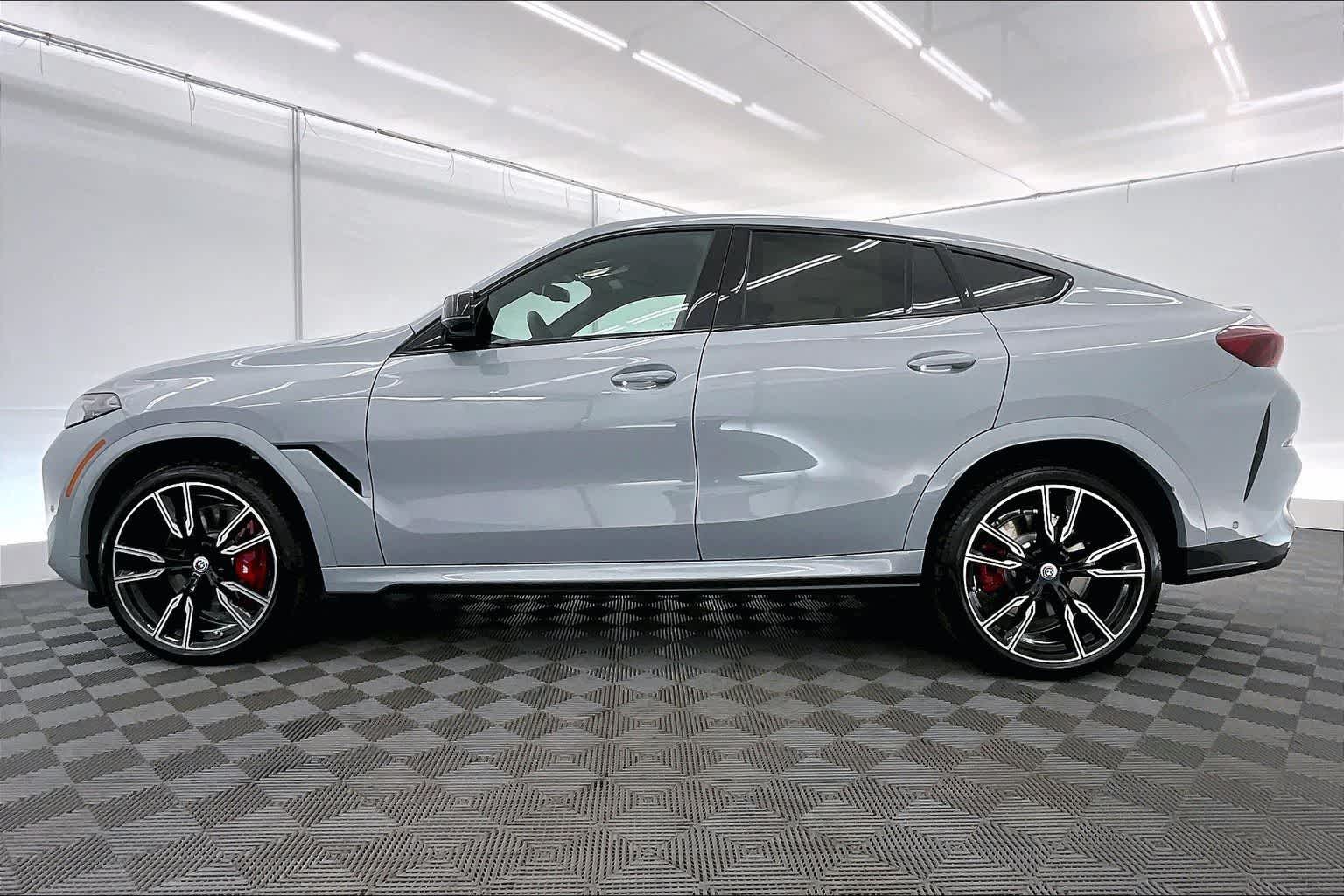 2027 BMW X6 M60i