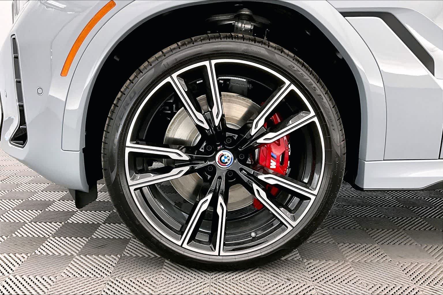2027 BMW X6 M60i