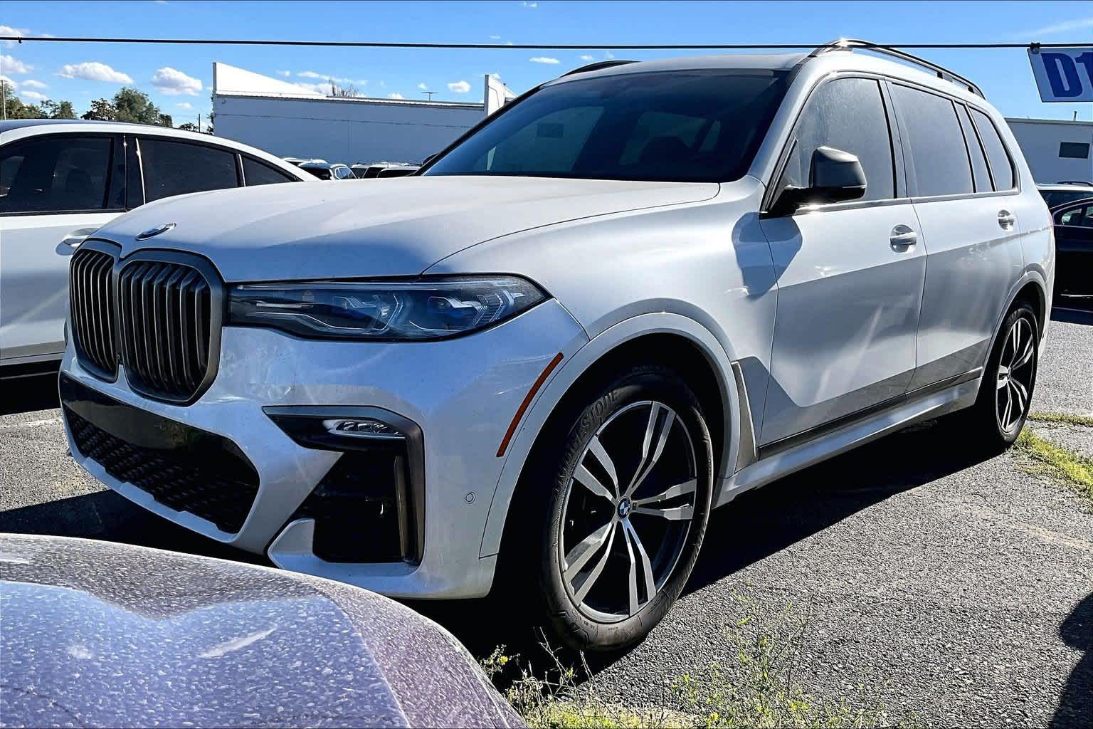 2021 BMW X7 M50i