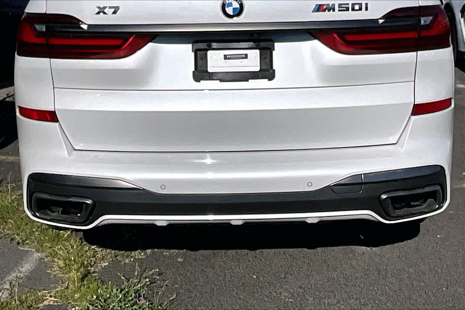 2021 BMW X7 M50i