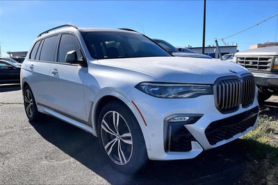 2021 BMW X7 M50i