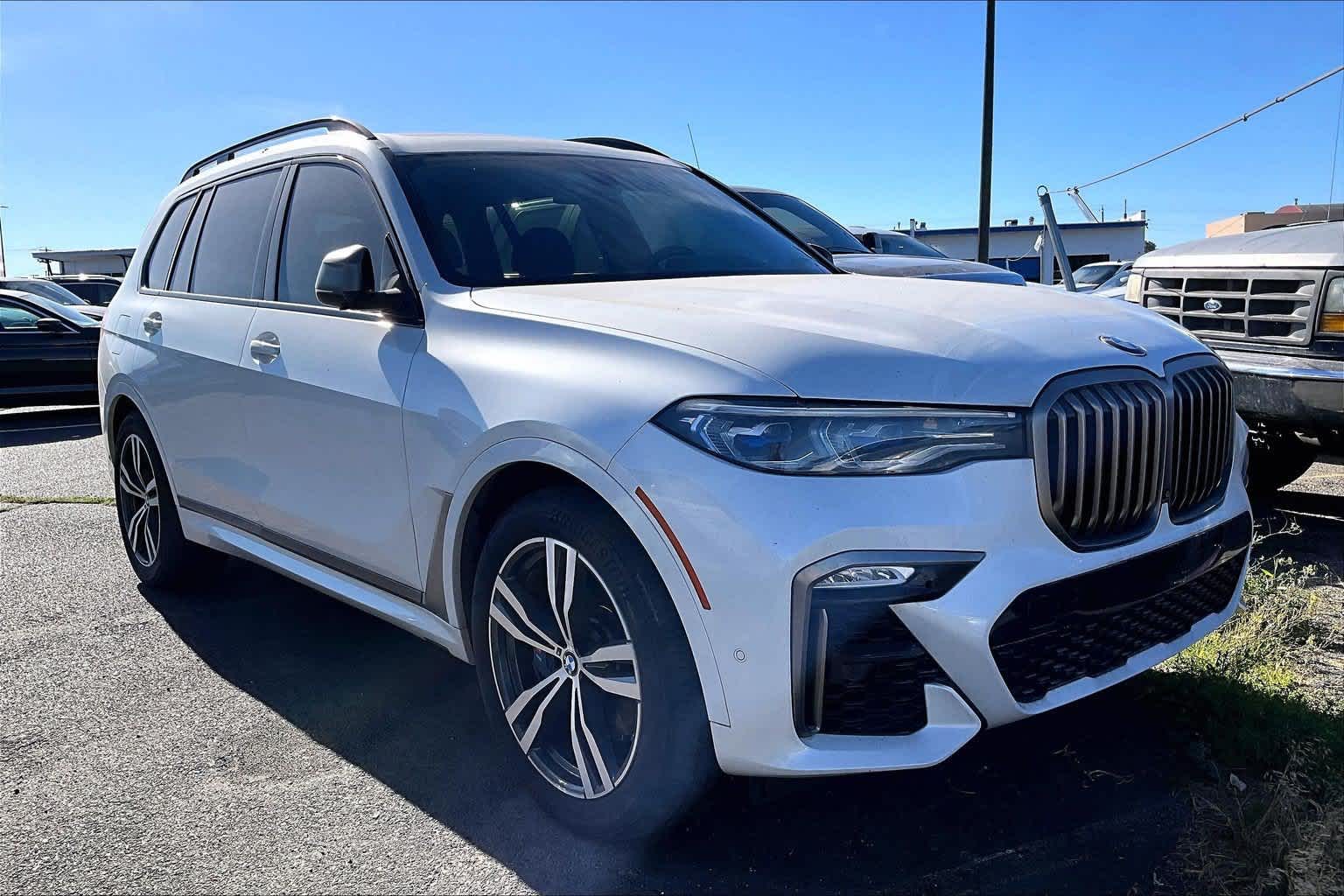 2021 BMW X7 M50i