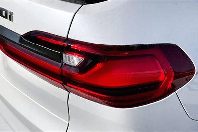 2021 BMW X7 M50i