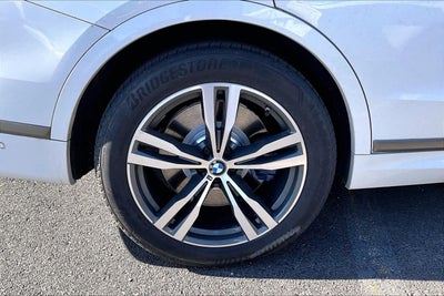 2021 BMW X7 M50i