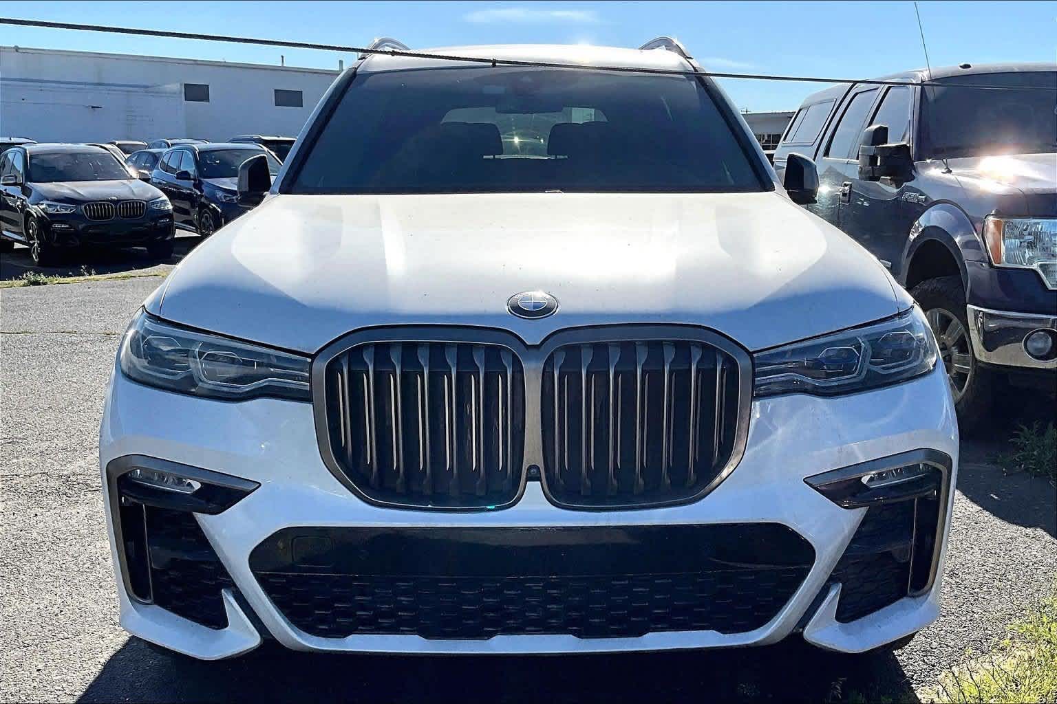 2021 BMW X7 M50i