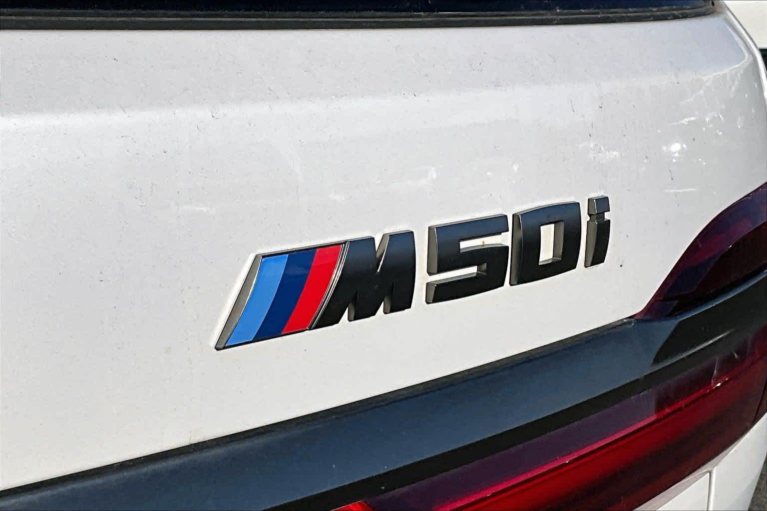 2021 BMW X7 M50i