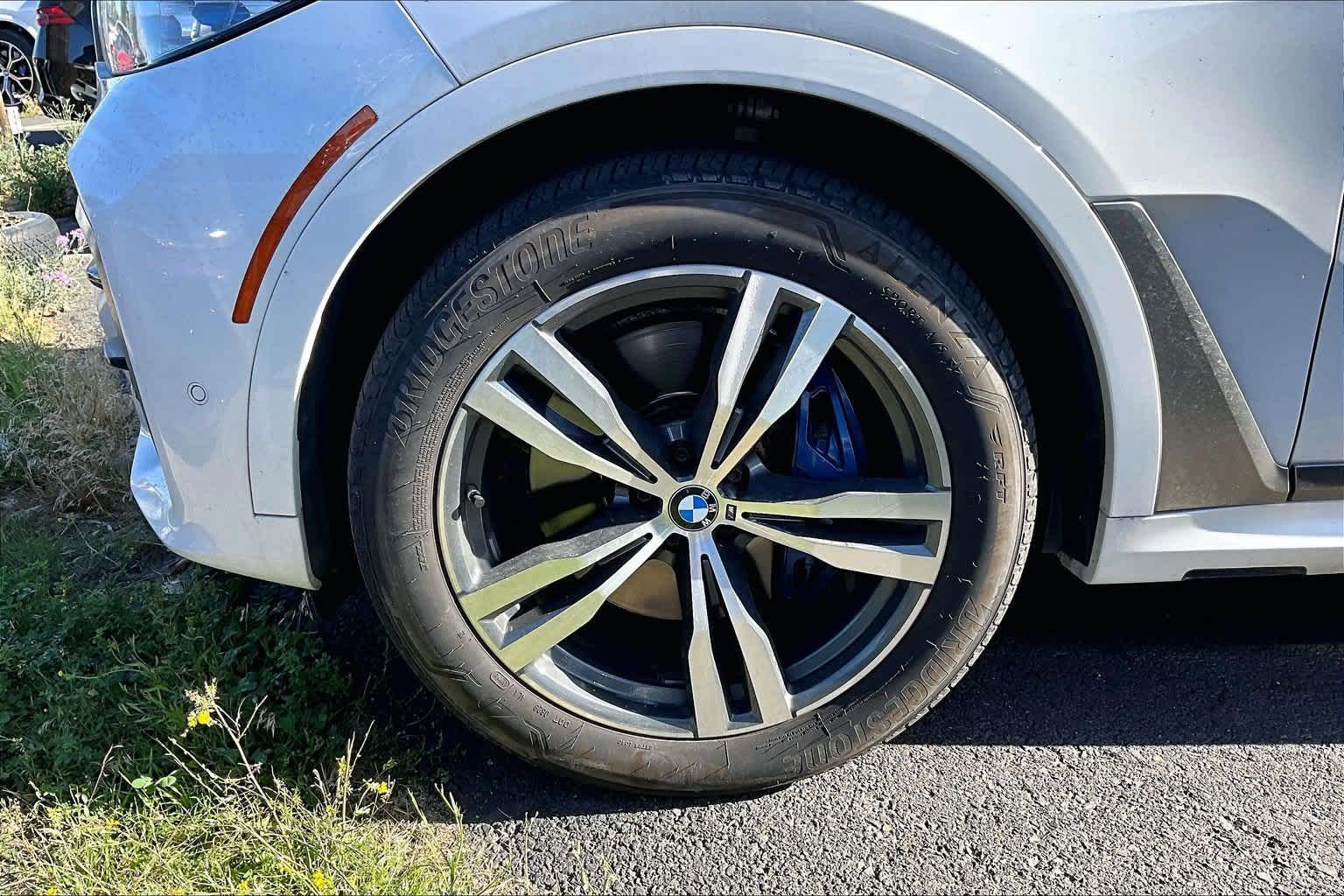2021 BMW X7 M50i