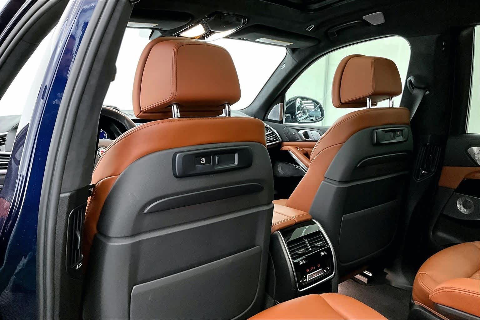 2021 BMW X7 ALPINA XB7