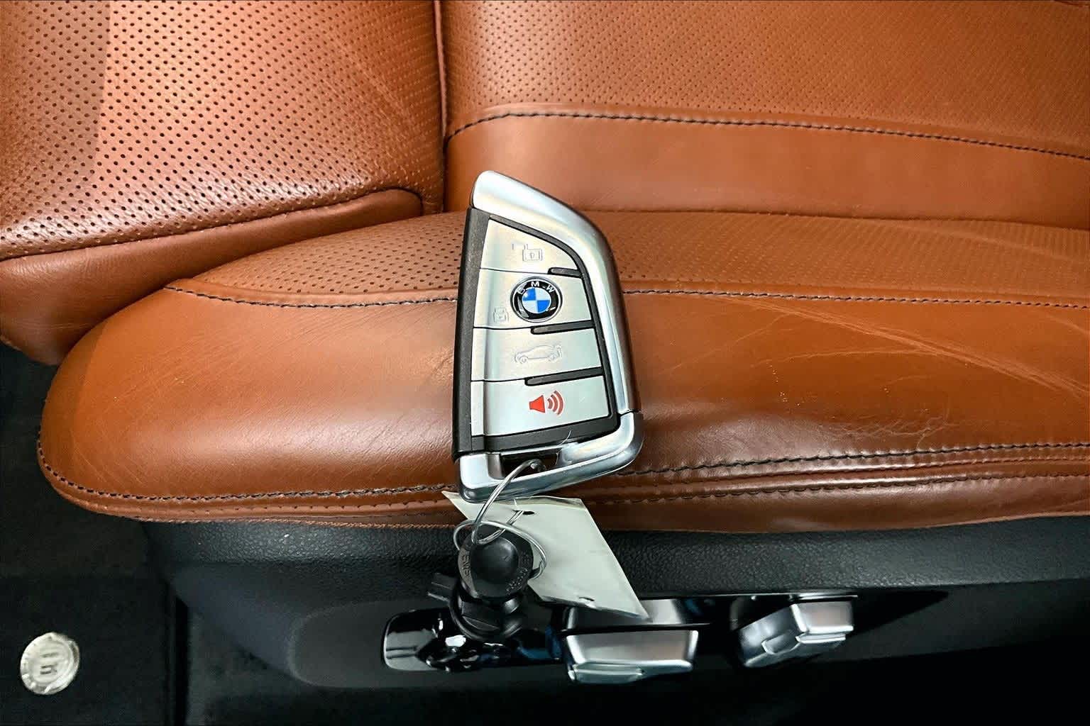 2021 BMW X7 ALPINA XB7