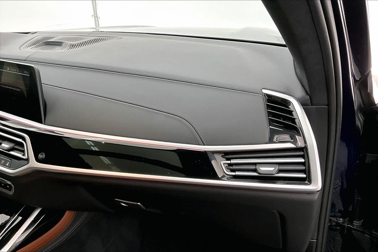 2021 BMW X7 ALPINA XB7