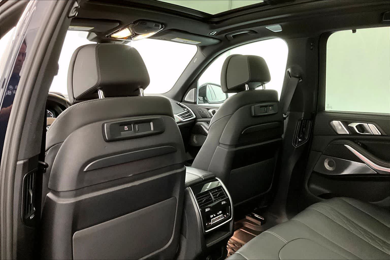 2023 BMW X5 M50i