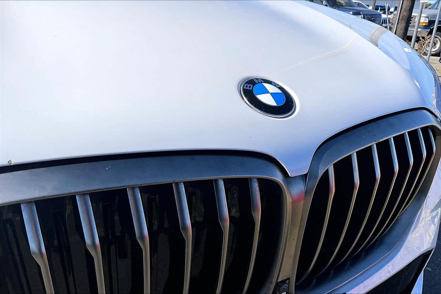 2022 BMW X5 M50i