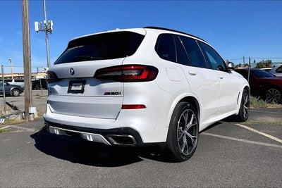 2022 BMW X5 M50i