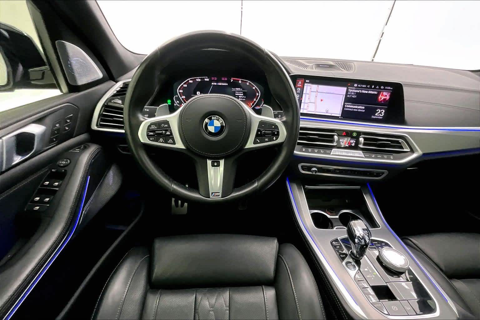 2020 BMW X5 M50i