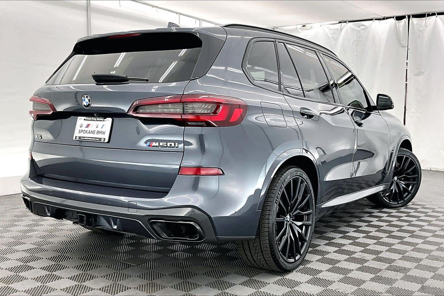 2020 BMW X5 M50i