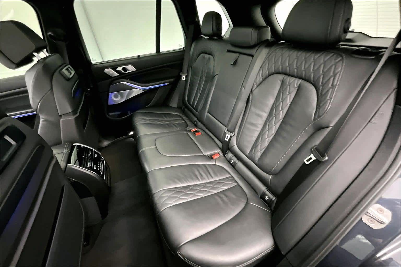 2020 BMW X5 M50i