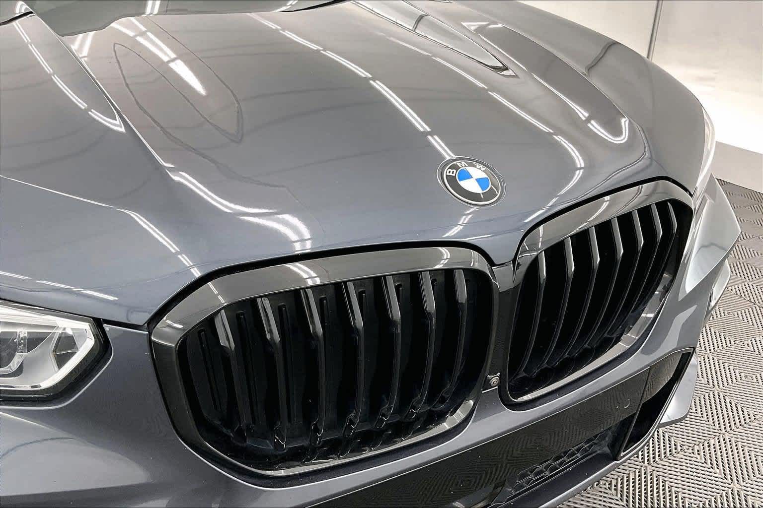 2020 BMW X5 M50i
