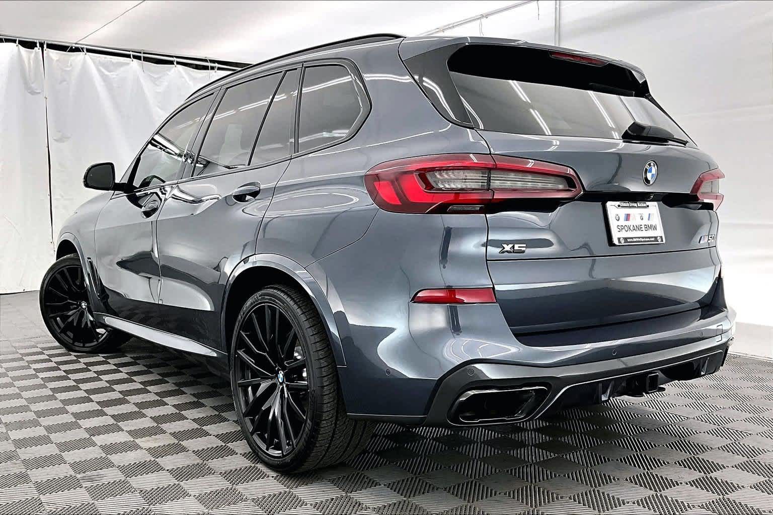 2020 BMW X5 M50i